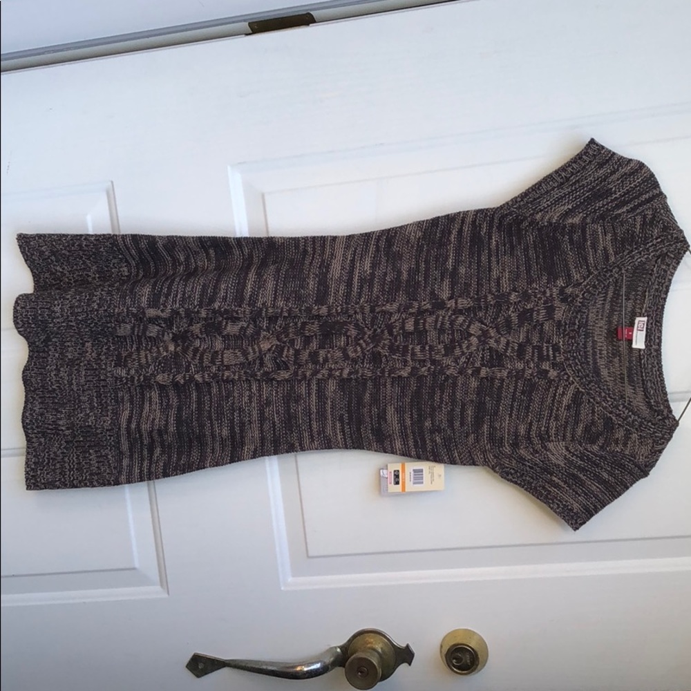 ❗️NWT❗️ Lei knitted sweater dress